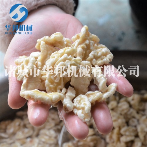 時產(chǎn)200公斤 高產(chǎn)量核桃仁去皮機